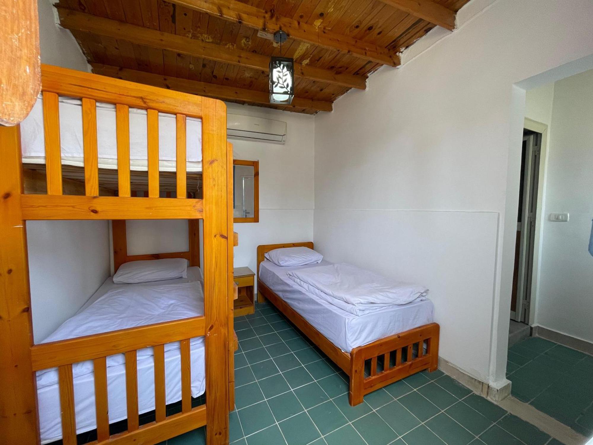 Auski Hostel Dahab