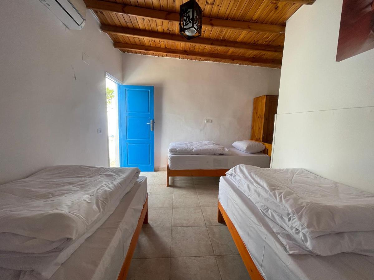 Auski Hostel *