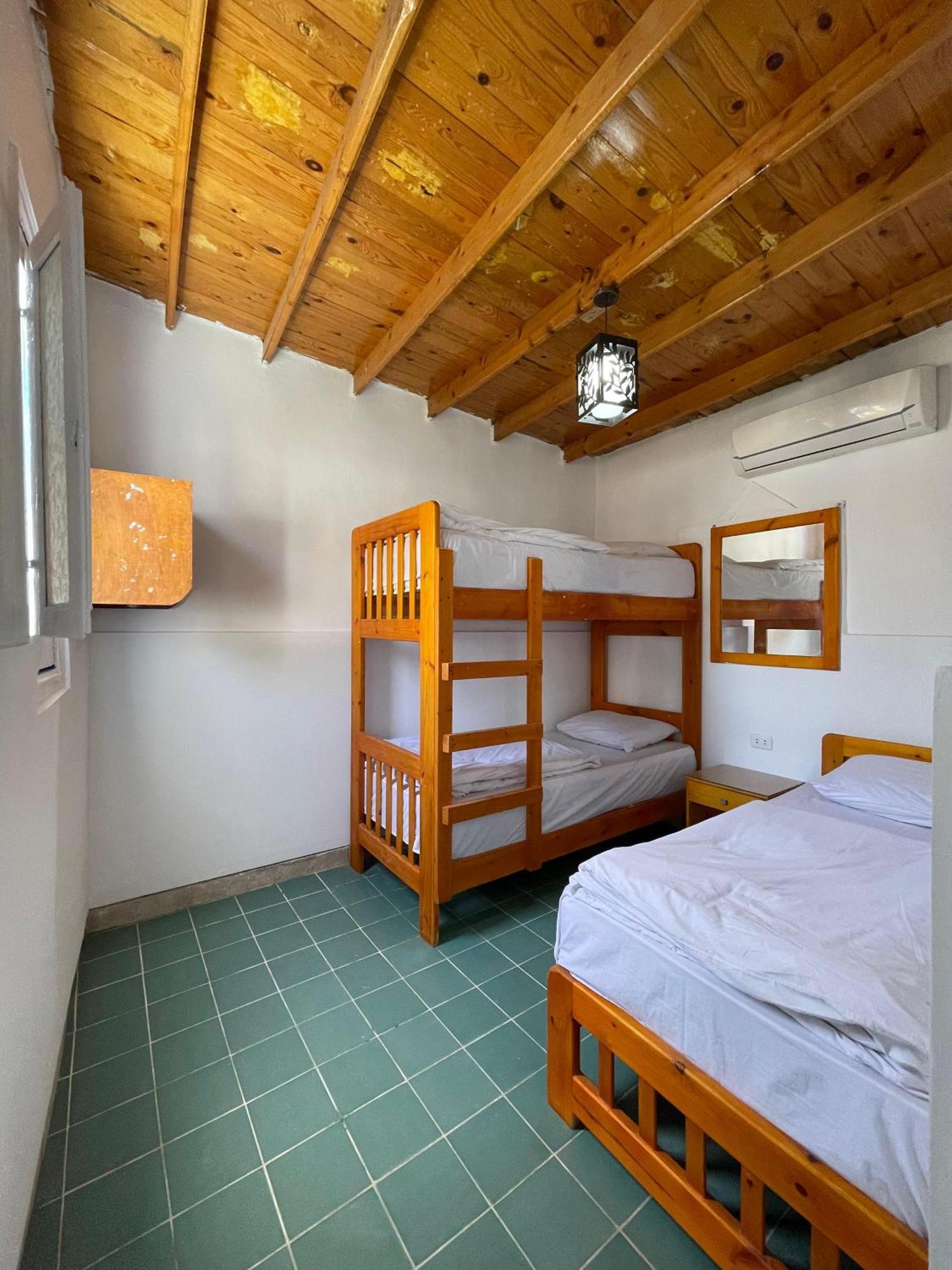 Hostel Auski